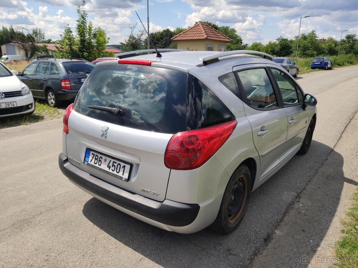 Peugeot 207 SW - 1.6 HDi - 68 kW + sada kol - 6