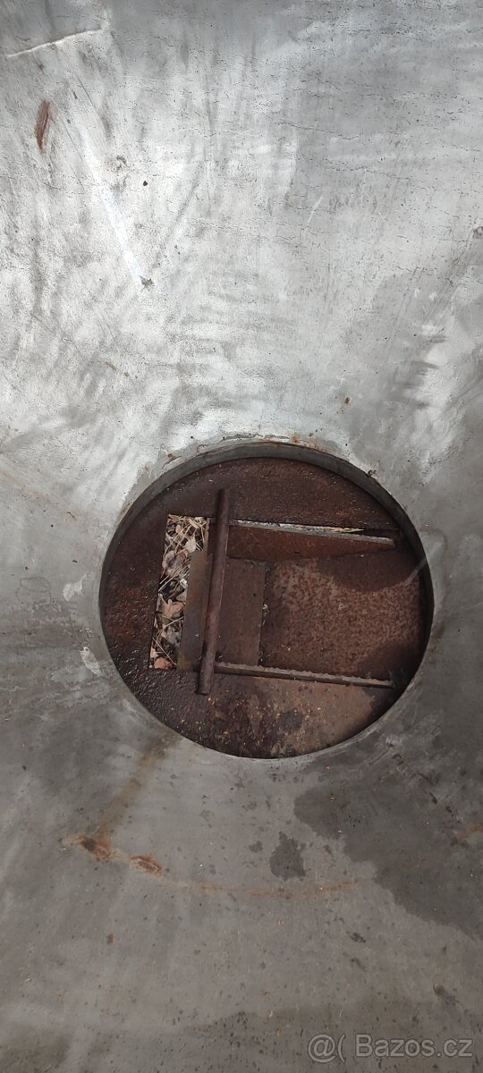 Nerezová sila 1200l - 6