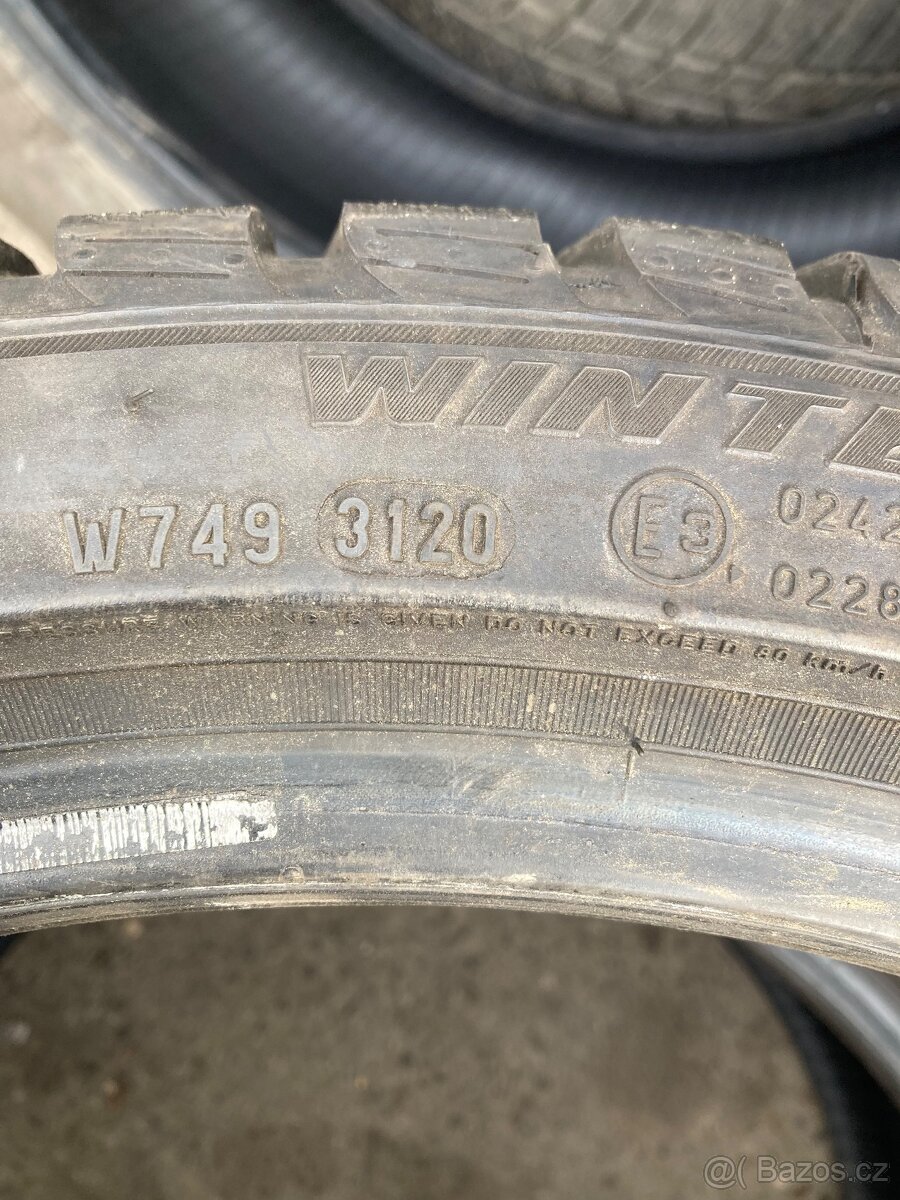 245/40/20 zimni - 6