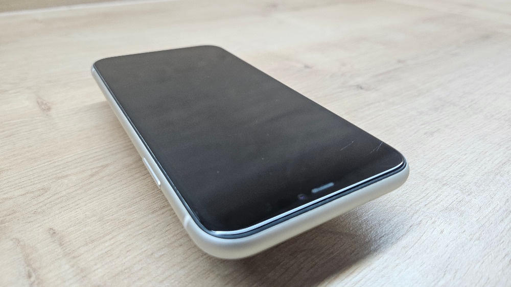 iPhone 11 128GB - bílý - 6