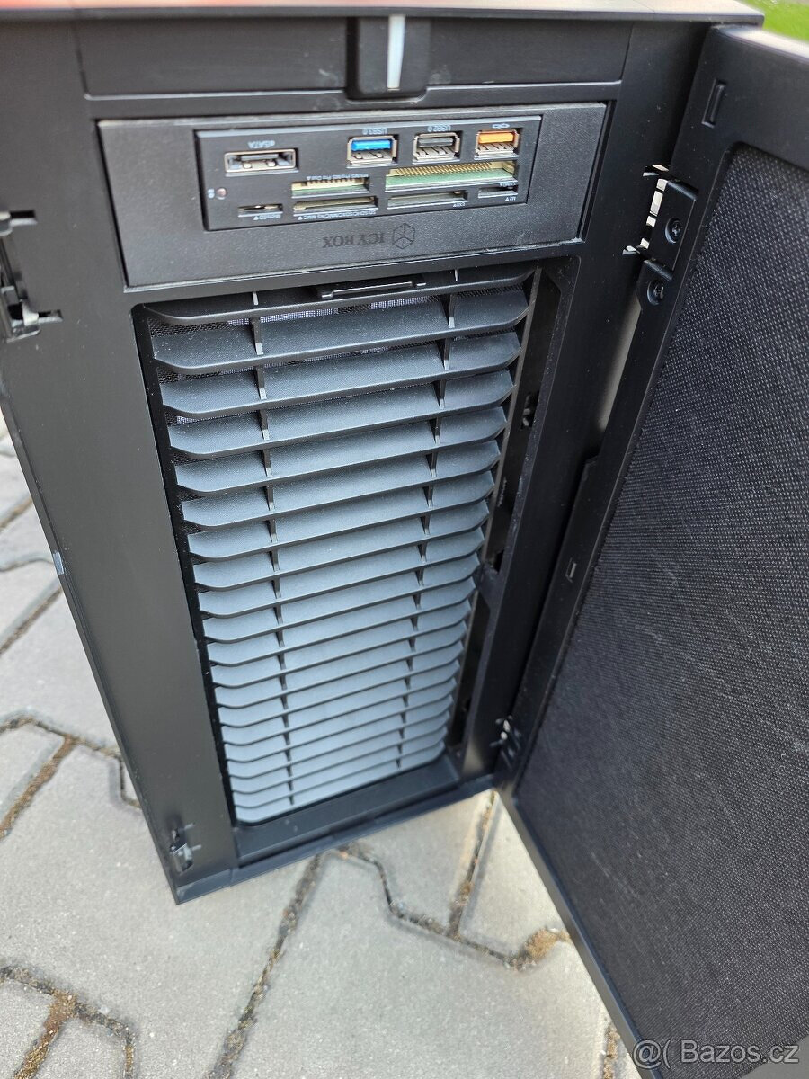 Fractal Design Define R6 USB-C - 6