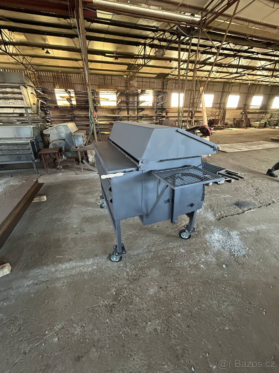 Gril z oceli, gril na kýtu, gril na sele - 6