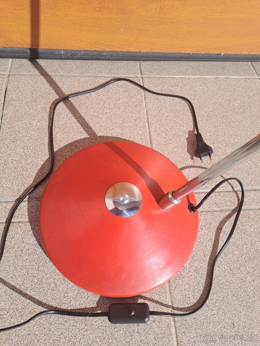 stojanová lampa -BRUSEL - nová elektroinstalace - 6