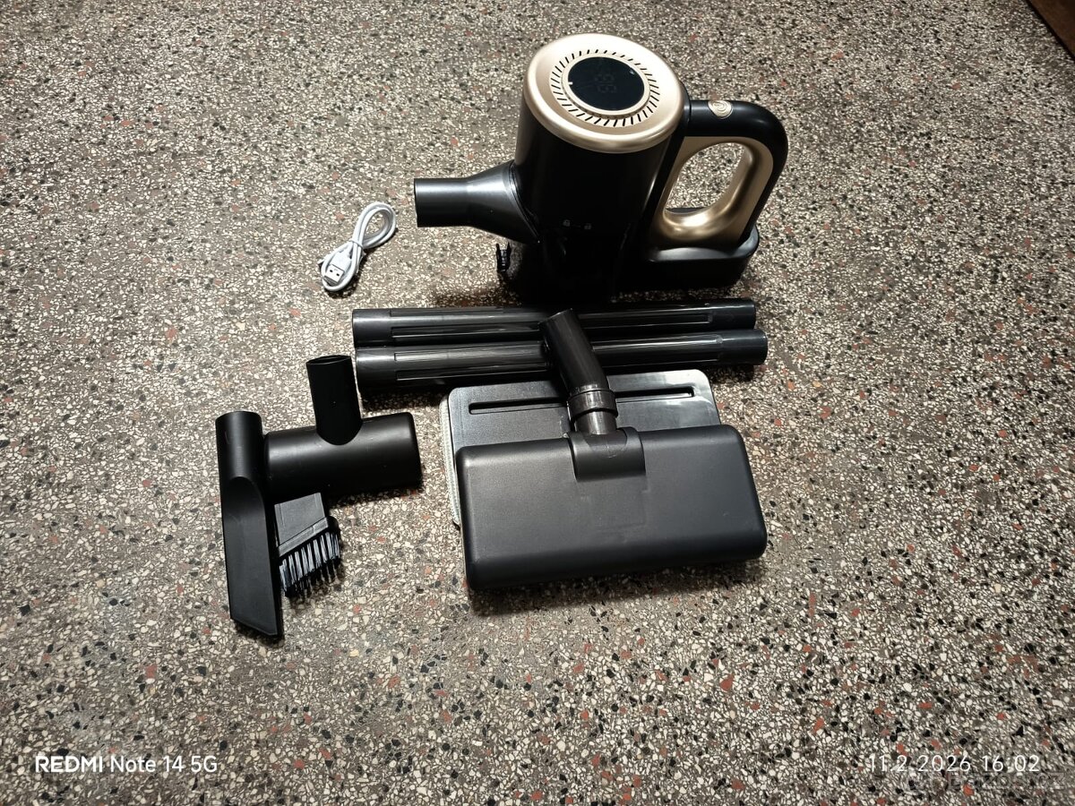 Bezdrátový tyčový vysavač - 6