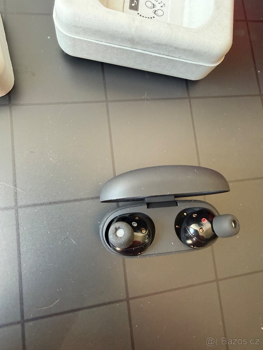 Sluchatka Sony WF 1000xm5 - 6