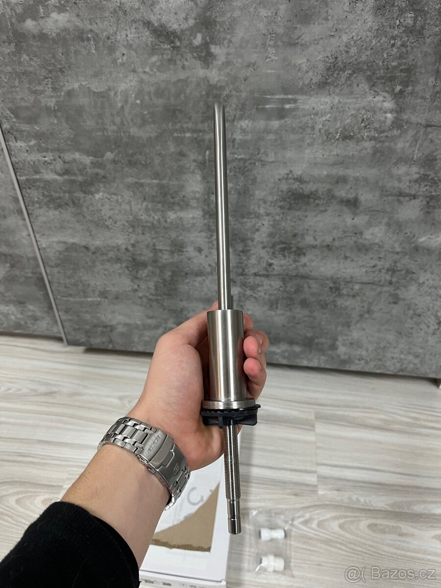Kuchyňská baterie na studenou vodu - (NOVÁ) - 27cm - 6