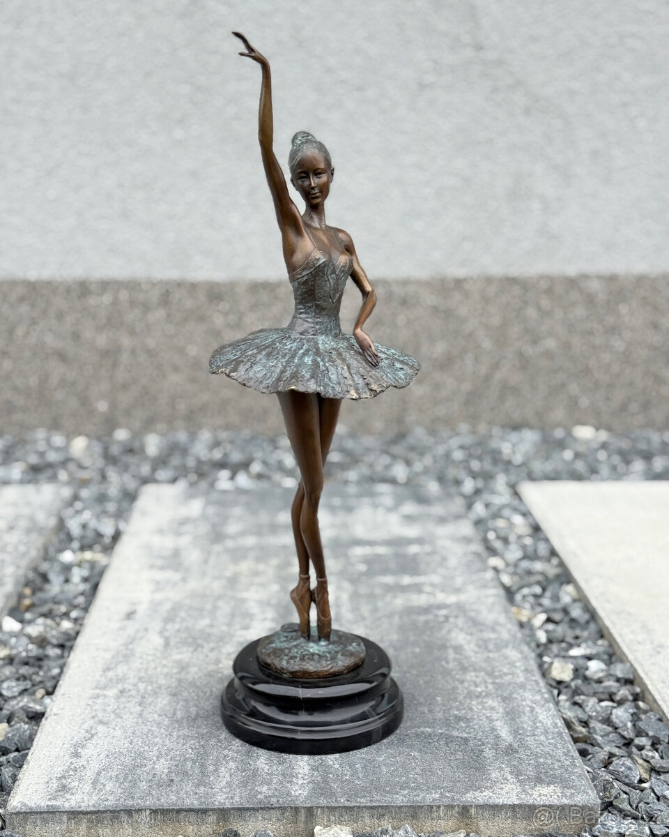 Bronzová socha Balerína luxusní tanečnice dekorace a dárek - 6