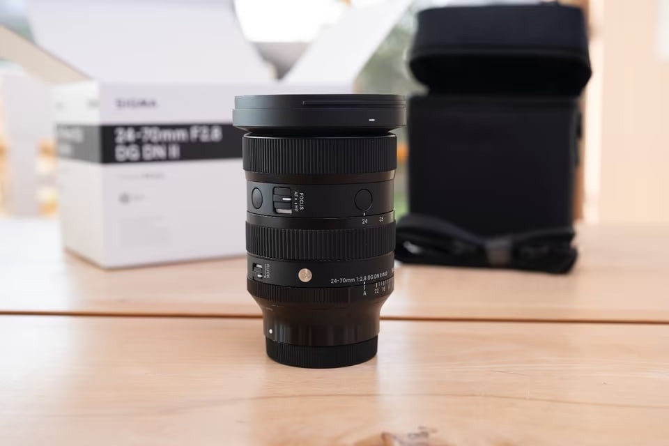 Sigma 24-70mm F2.8 DG DN II Art Sony E - 6
