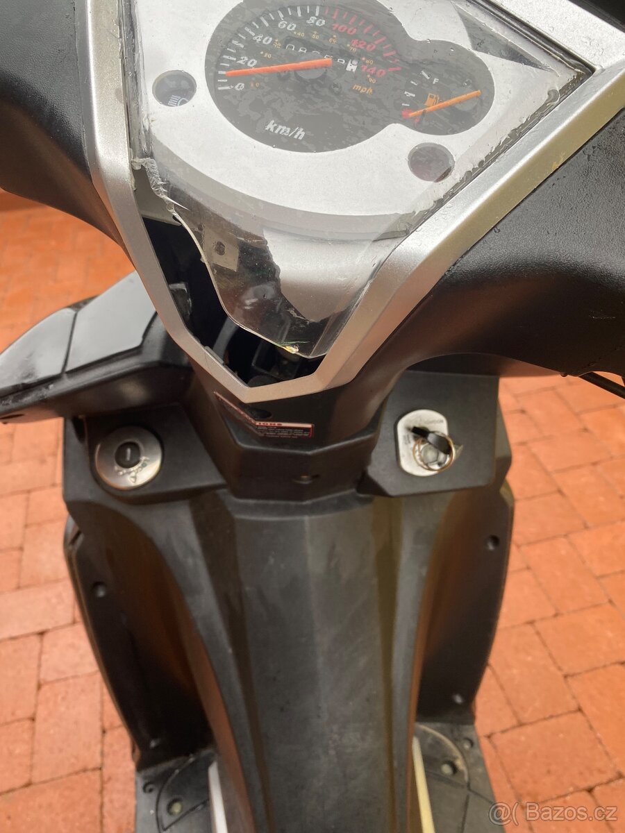 Prodej skútru 125 ccm - 6