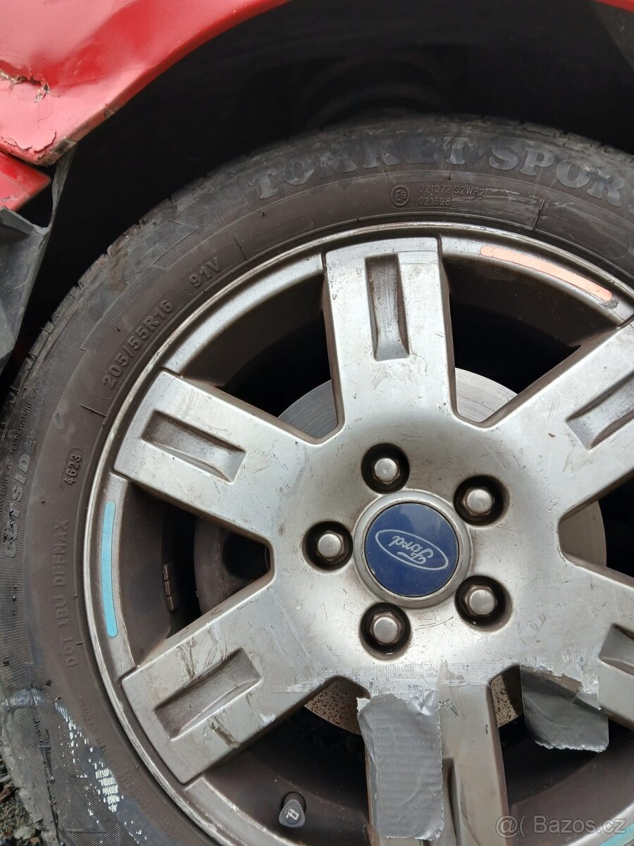 Ford Focus na náhradní díly - 6