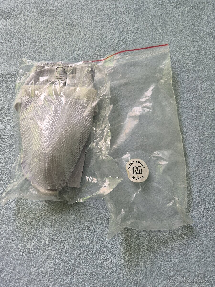 Chrániče nohou Taekwondo, helma, rukavice, suspenzor - 6