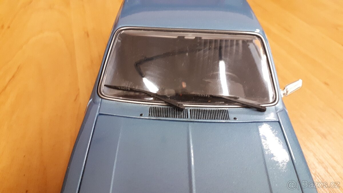 Opel Kadett C coupe 1976 1:18 Minichamps - 6