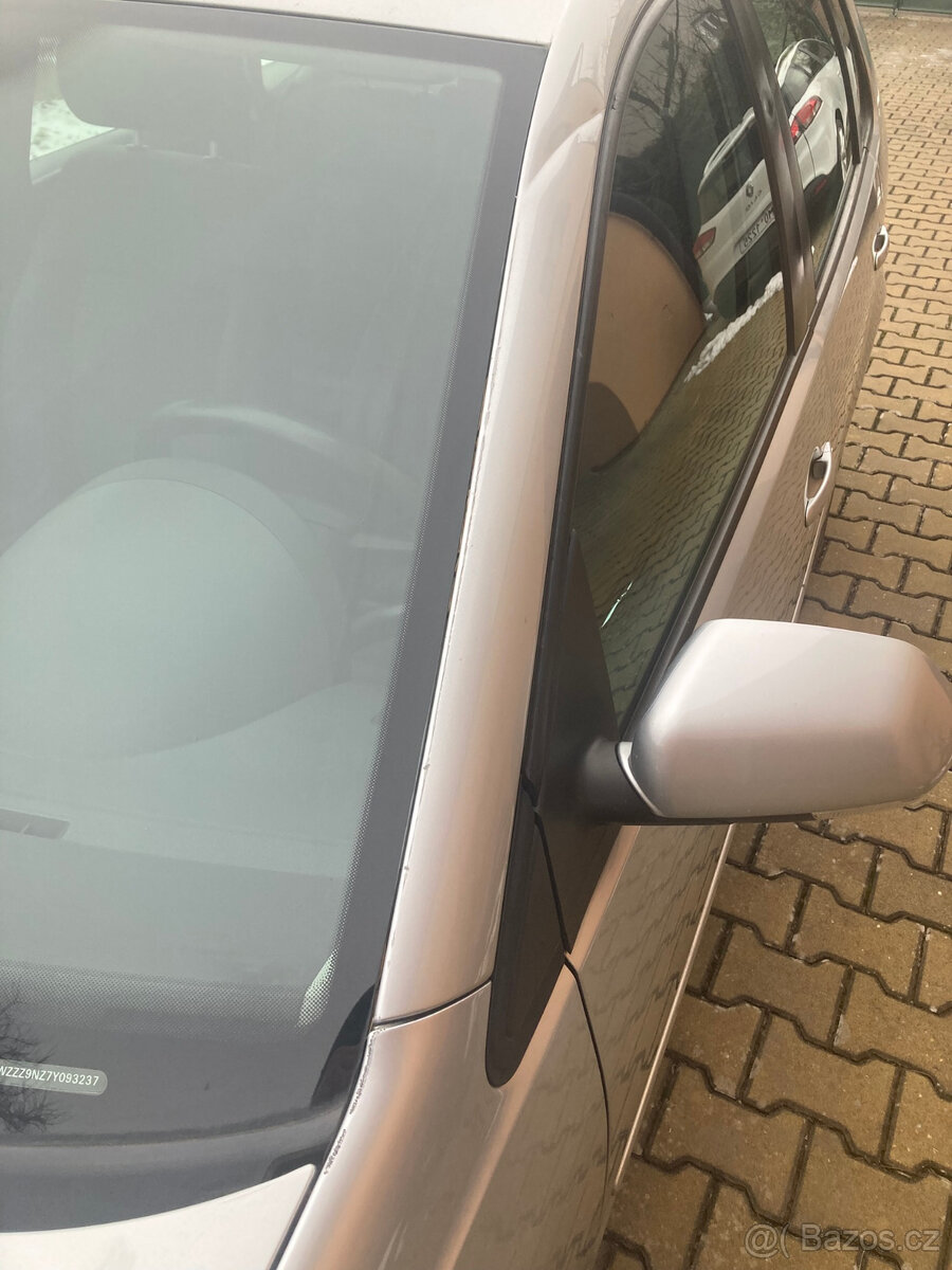 Volkswagen Polo IV 1.2, r.v. 2006 - 6