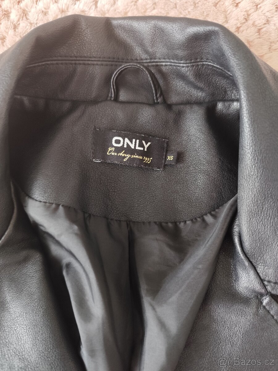 Černá koženková bunda vel.XS - 6