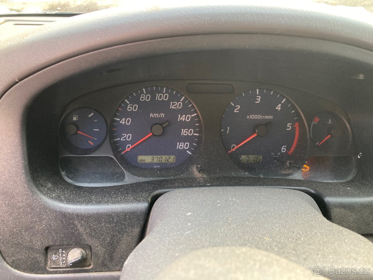 Nissan Navara D22 , bez technické - 6
