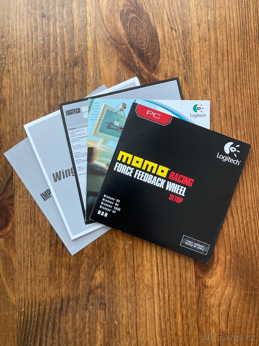 Herní volant Logitech MOMO - 6