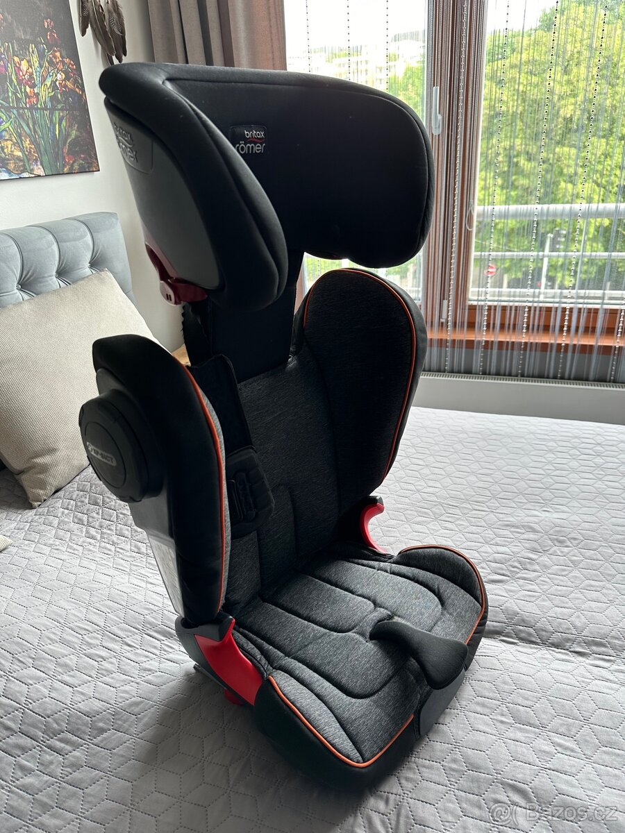 Autosedačka Britax Römer Kidfix ll XP 15-36 kg. - 6