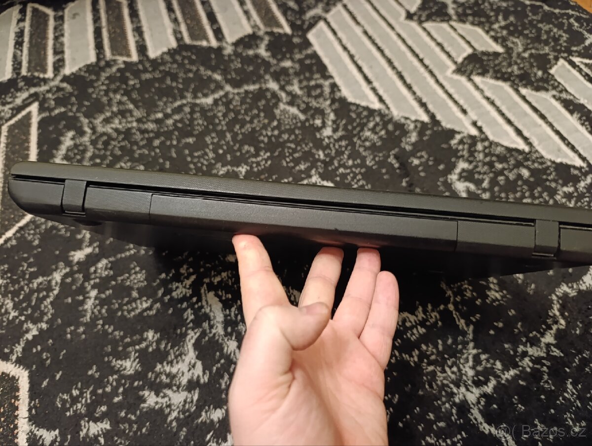 Notebook Lenovo G700 – velký notebook / na díly nebo opravu - 6