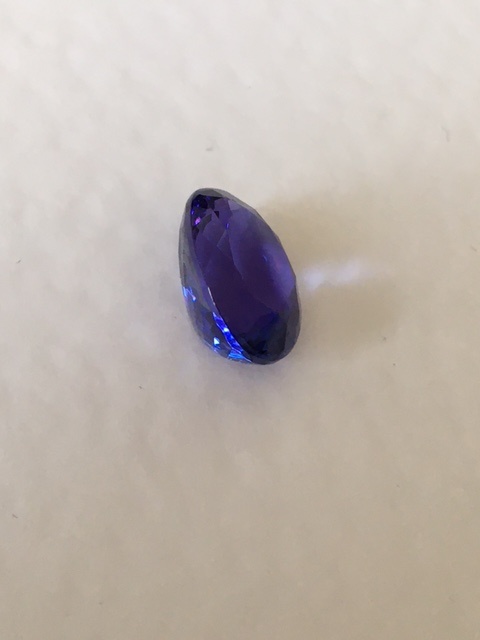 Tanzanit 8,47 karátu - 6