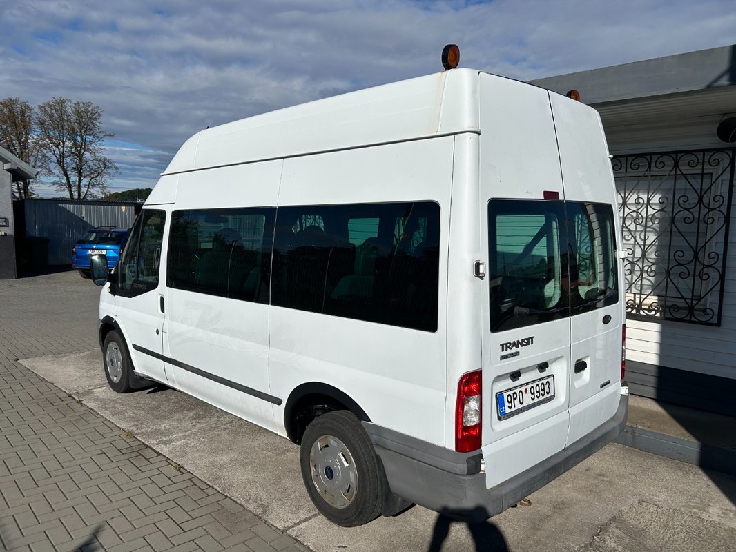 Ford Transit 2.2 TDCI L2H2 9 míst - 6