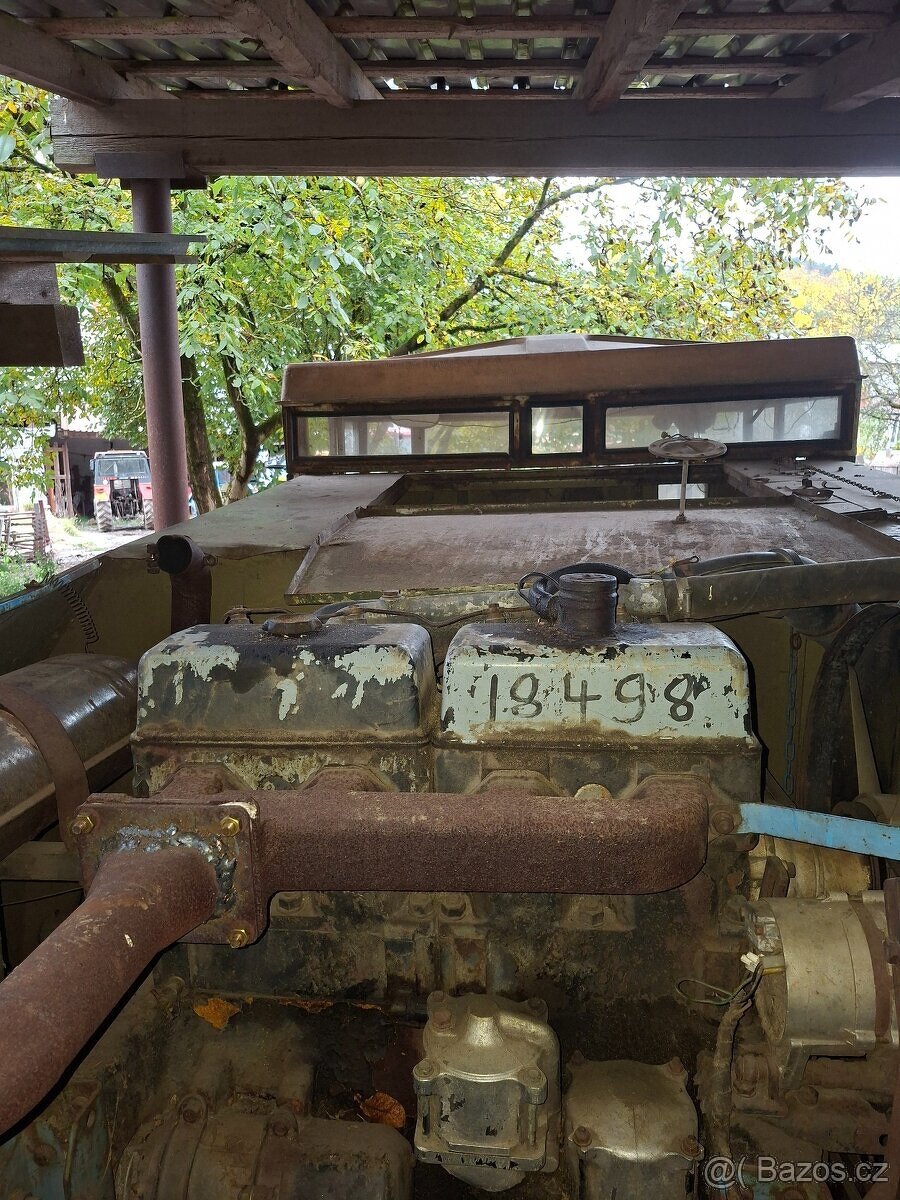 Prodám kombajn e512 - 6