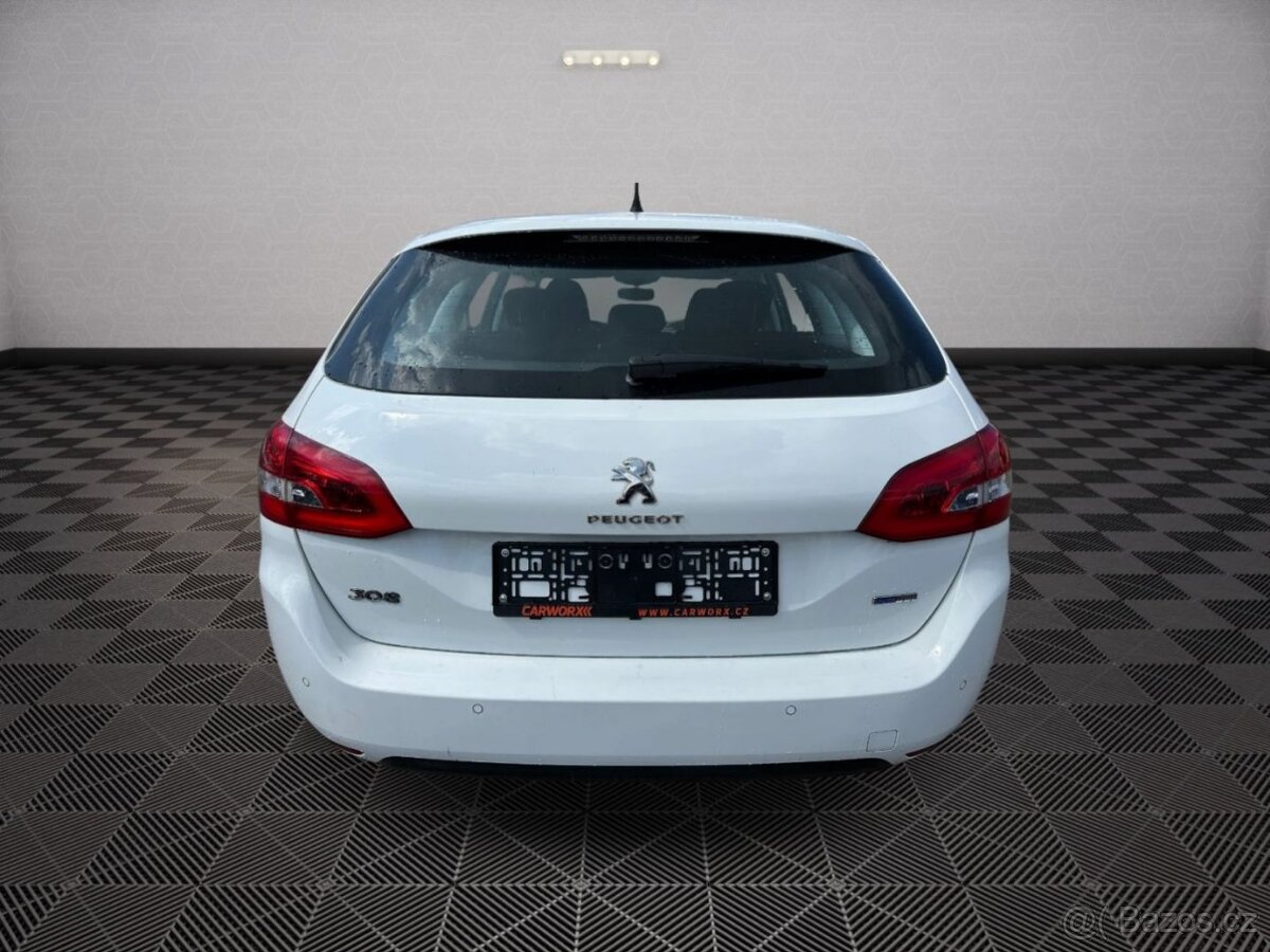 prodáváme Peugeot 308 1.2 Turbo 81kw - 6