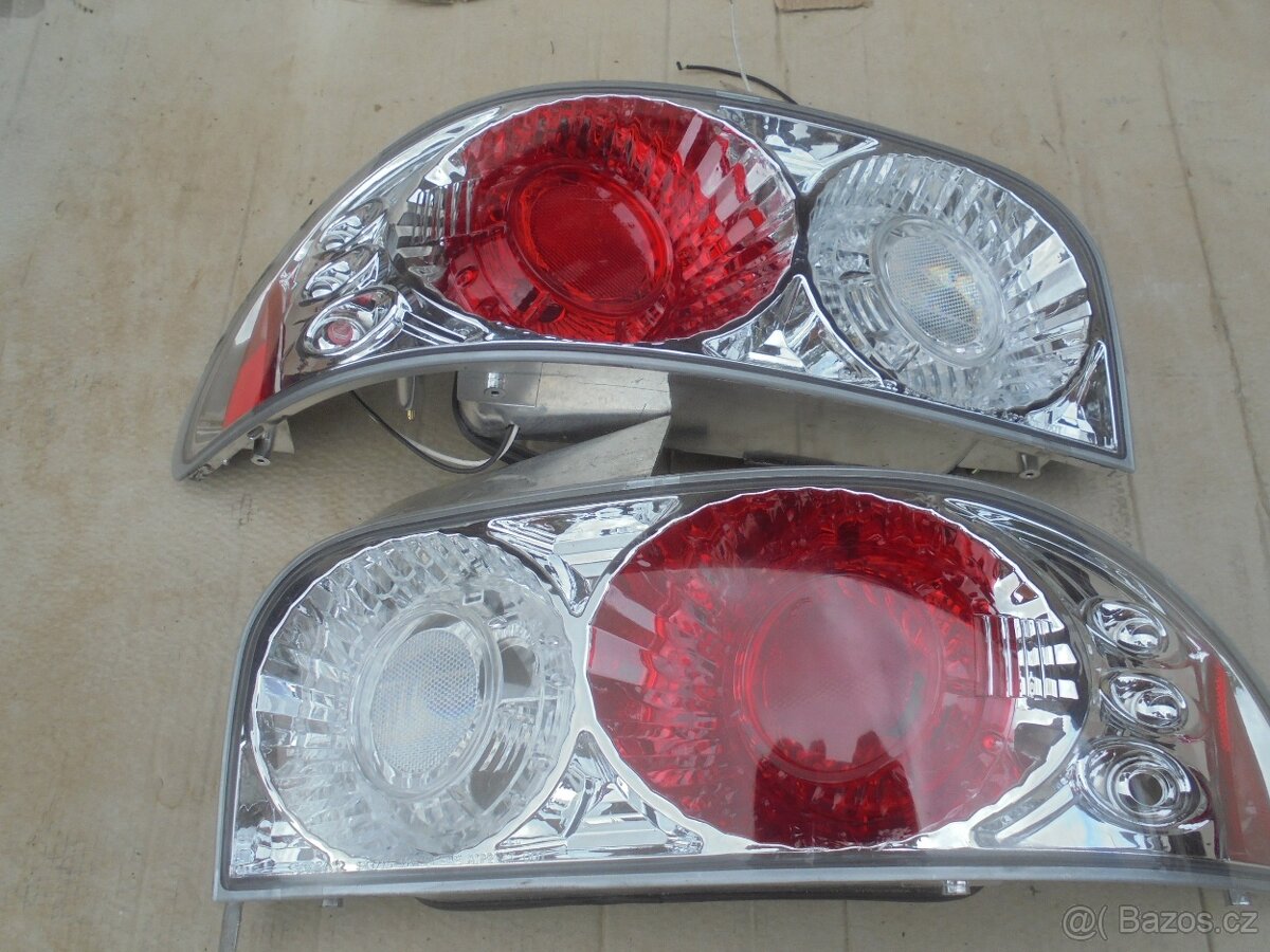 SUBARU IMPREZA - Zadní čirá světla - 6