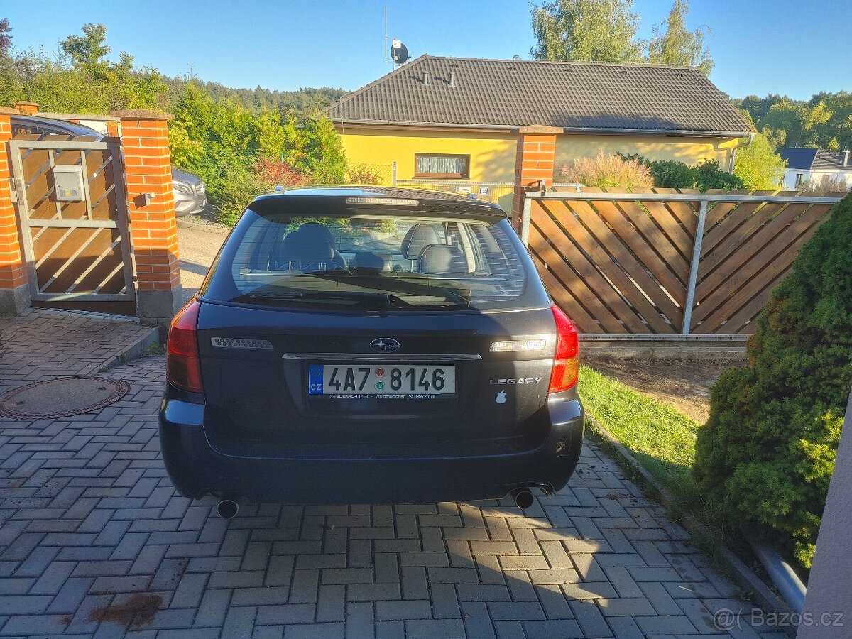 Subaru Legacy 3.0R Spec B–6MT, 180 kW – radost ze řízení - 6