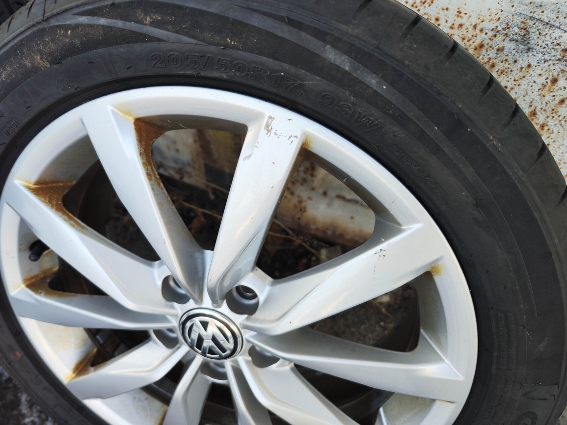 17"letní alu sada Dijon 5x112 origo Golf 7 GTI Octavia 3 RS - 6