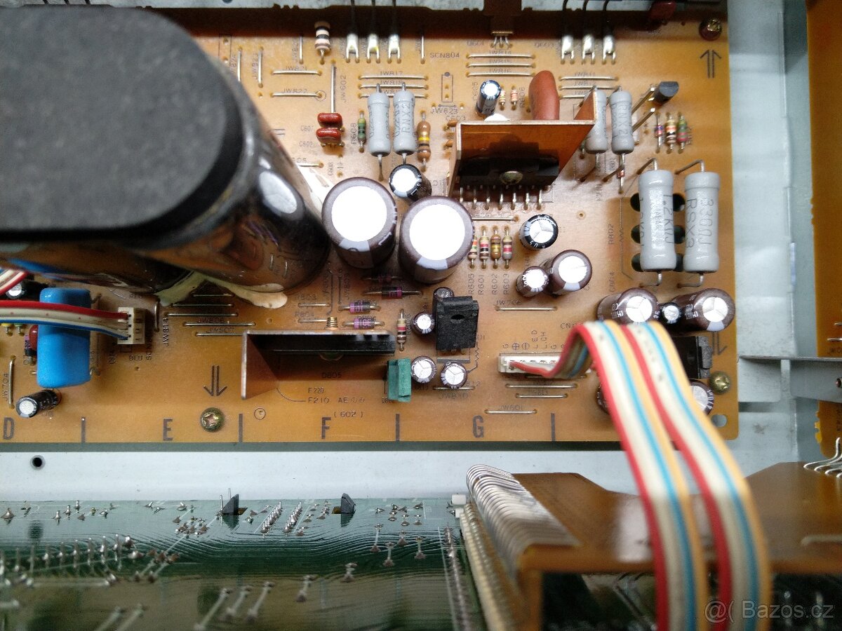 Sony TA-F220 zesilovač - 6