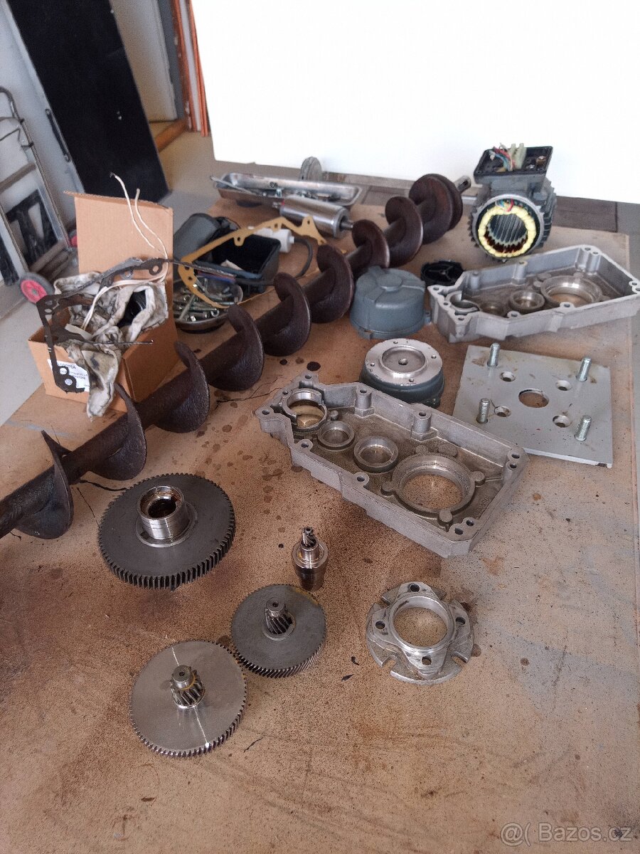 Převodovka kotle podavač Viadrus,Benekov,Kovarson,Dakon - 6