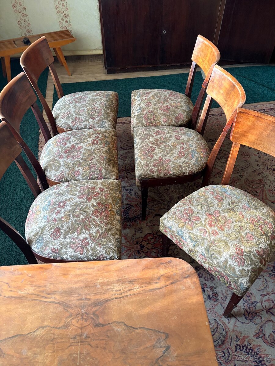 Stará křesla a nábytek - 6