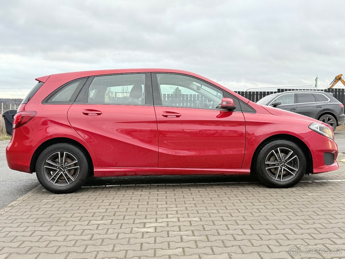 MERCEDES BENZ B180 1.6 BENZIN 2015 - 6
