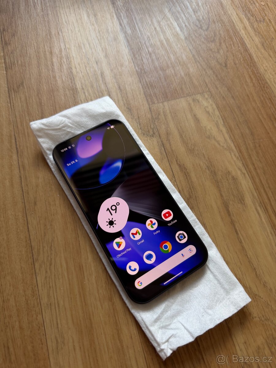 Google Pixel 9 128GB černý - 6