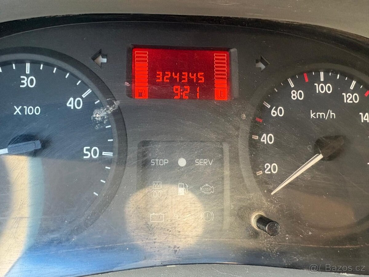 Renault Master II 1.9 DCi 2005 - 6