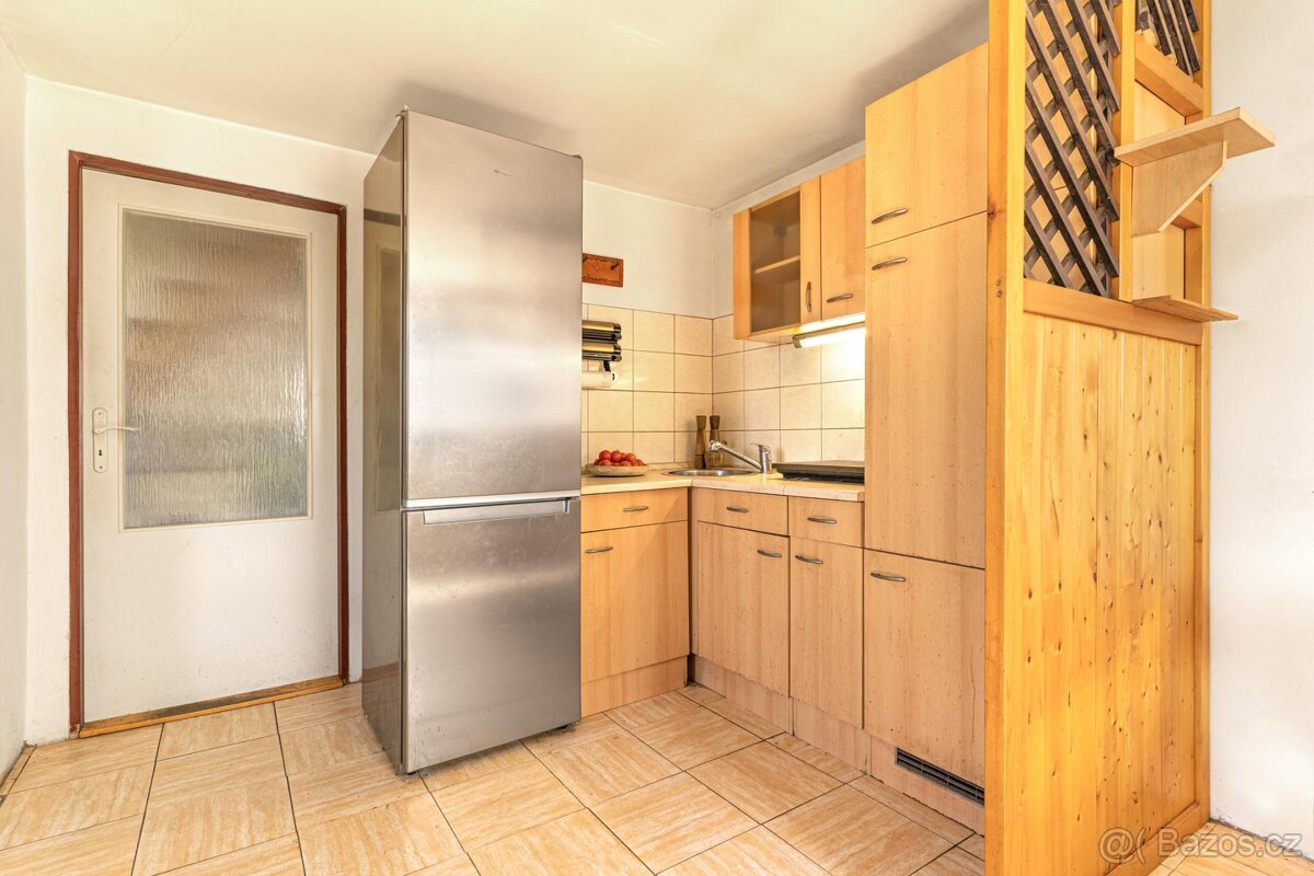 Prodej chaty, 74m2, zahrada 283m2, Velké Popovice - 6