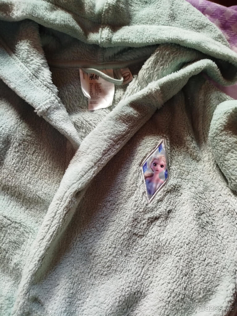 Mix oblečení 9-11 let - 6