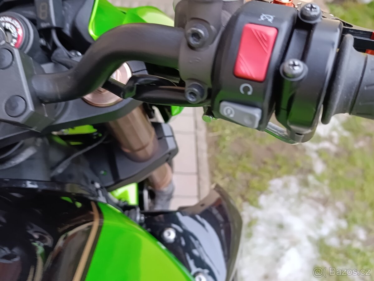 Kawasaki Z 750R - 6