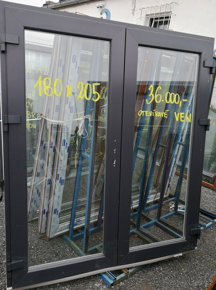 Dveře antracit prosklené - 6