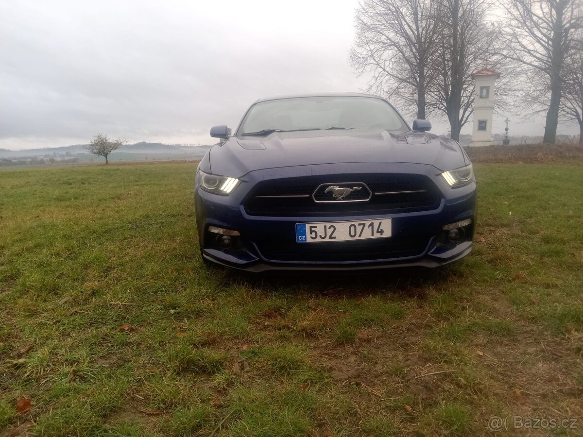 Ford Mustang - 6