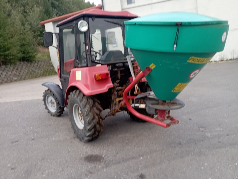 Prodám Traktor Belarus 320.4, rok 2017, 4x4 - 6