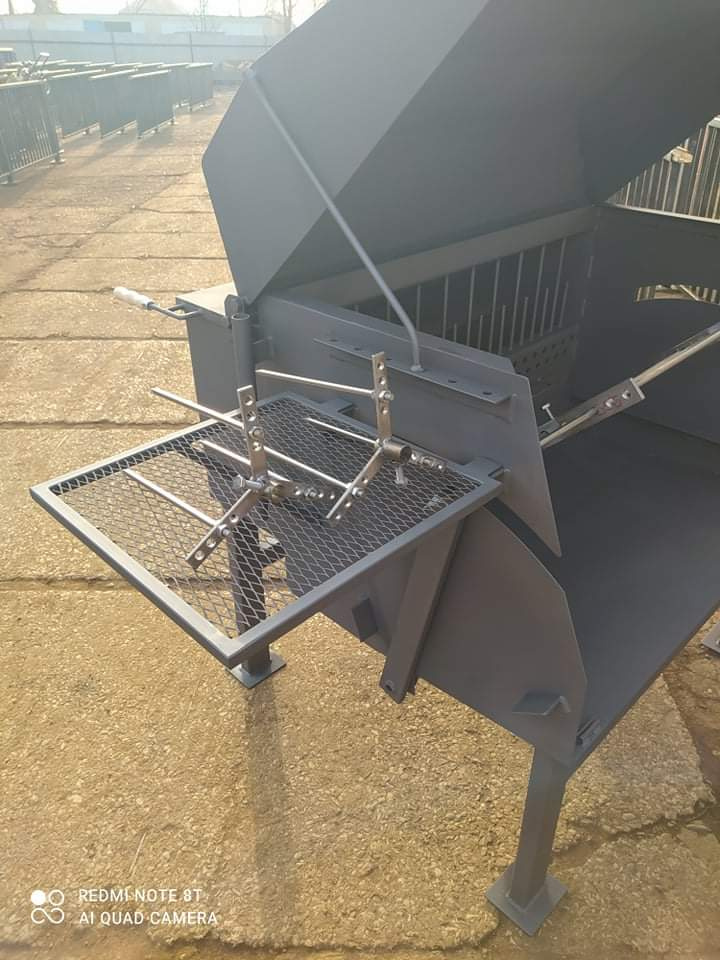 Půjčování grilu na sele, půjčovna - 6