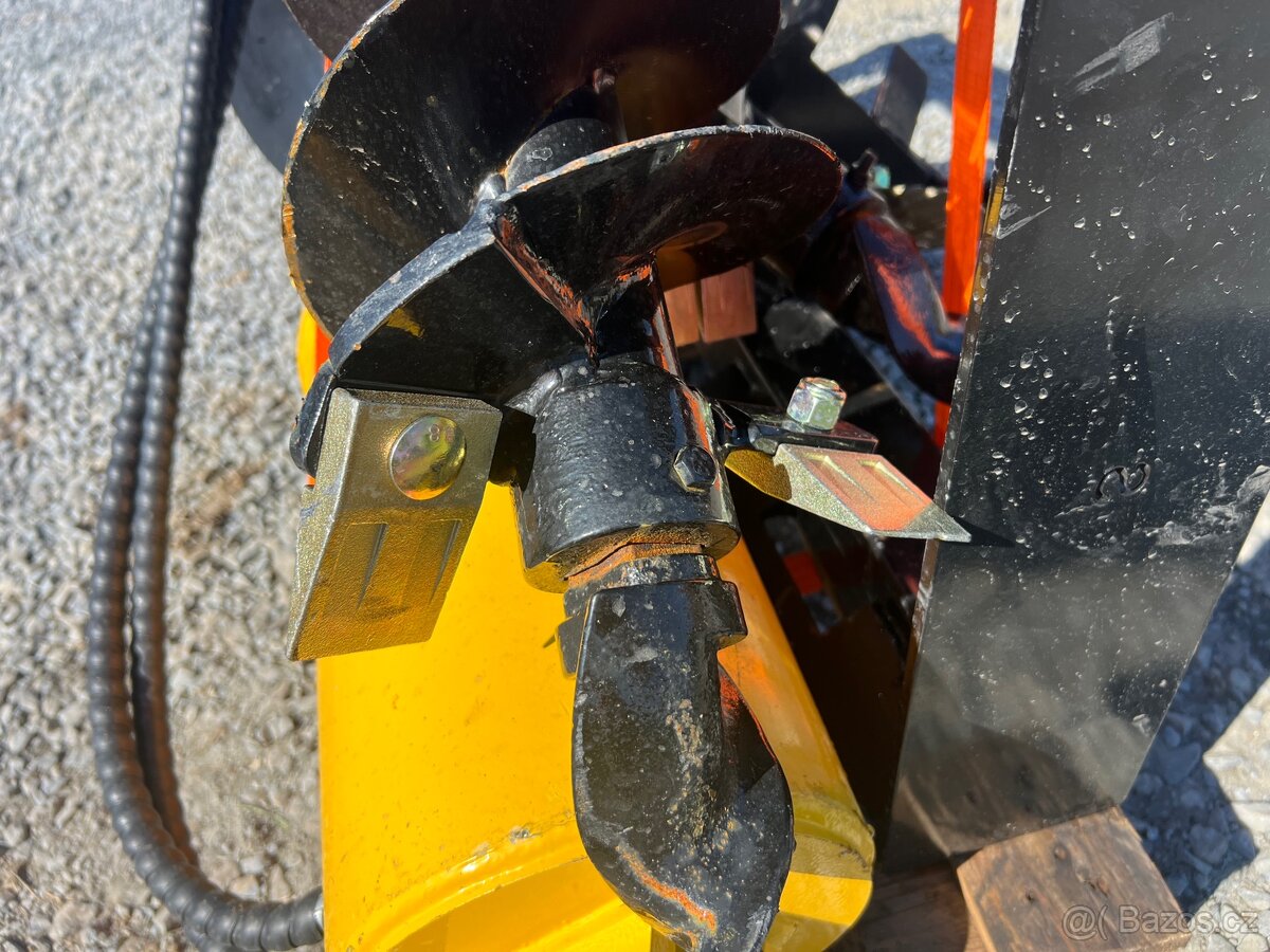 půdní vrták noví na smykovy nakladač - 6