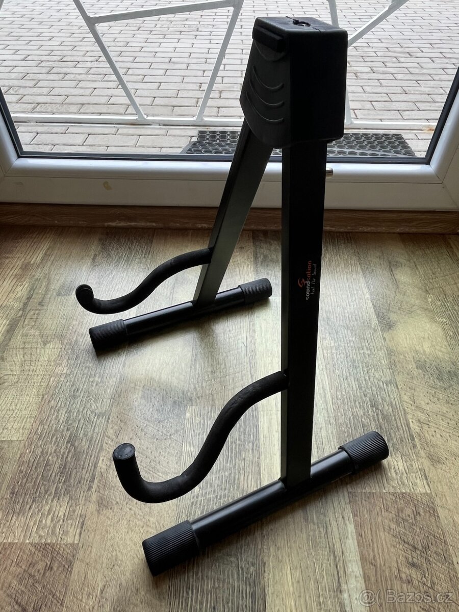 Prodám kytarový set pro začátečníky - 6