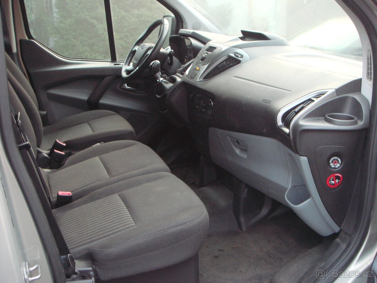 Ford Transit custom 2.2tdci 92kw 9 míst dlouhý 2014 - 6