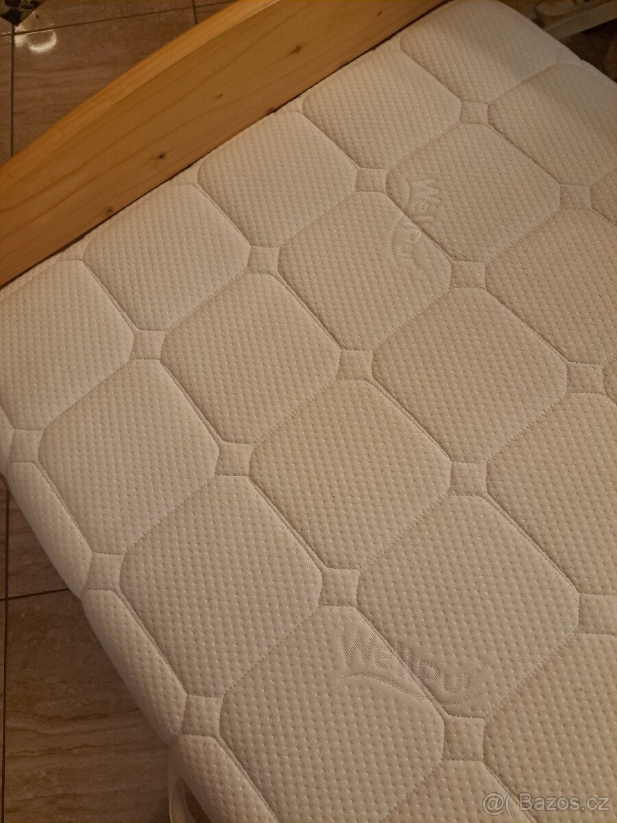 Postel z masivu. - 6