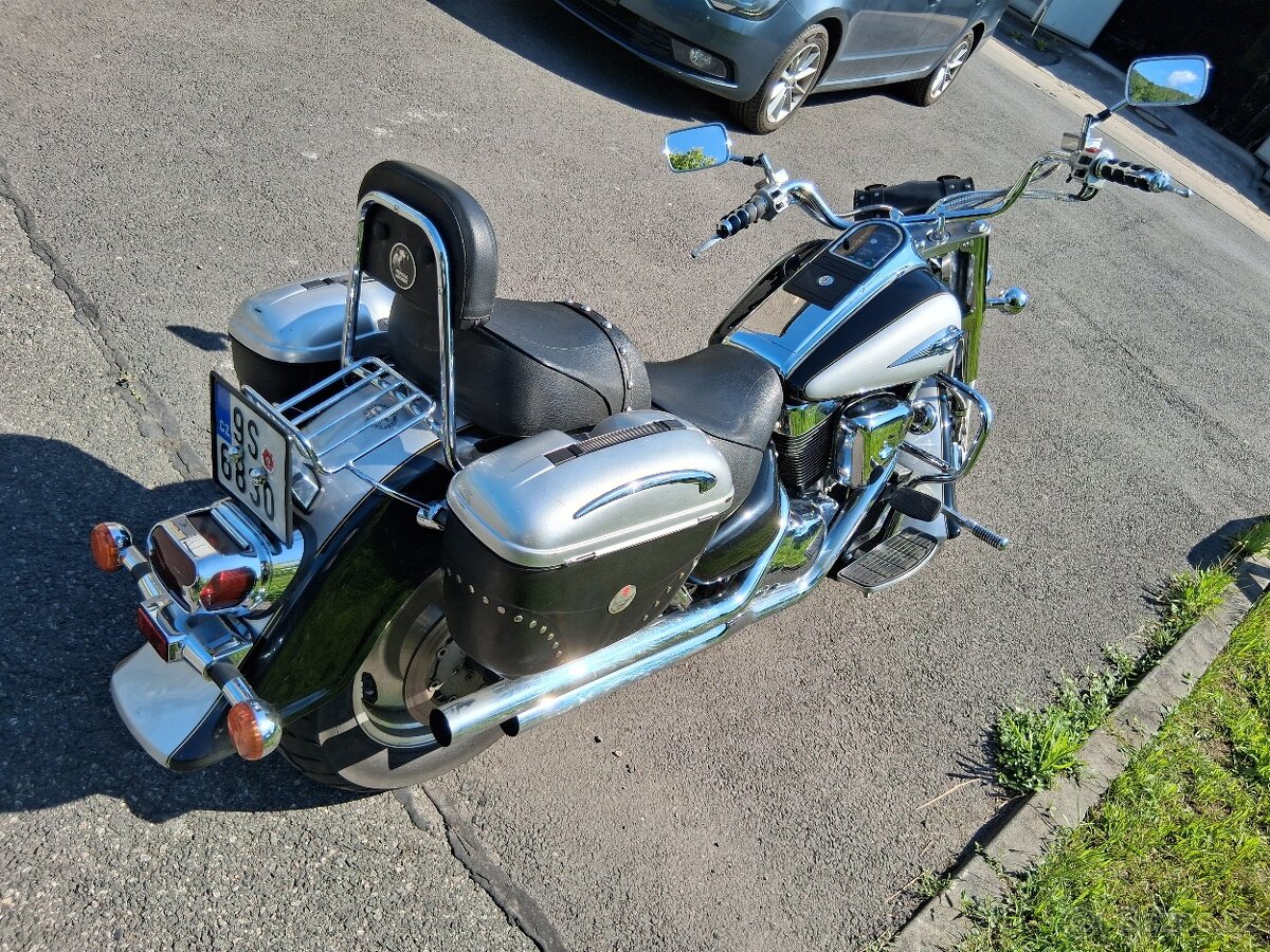 SUZUKI VL 1500 Intruder - 6