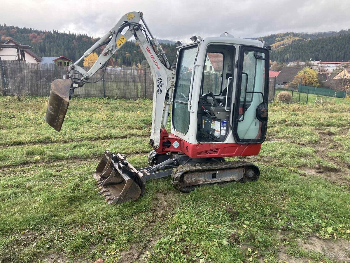Takeuchi TB216 V4 najvyššia výbava naklapacia hlavica - 6