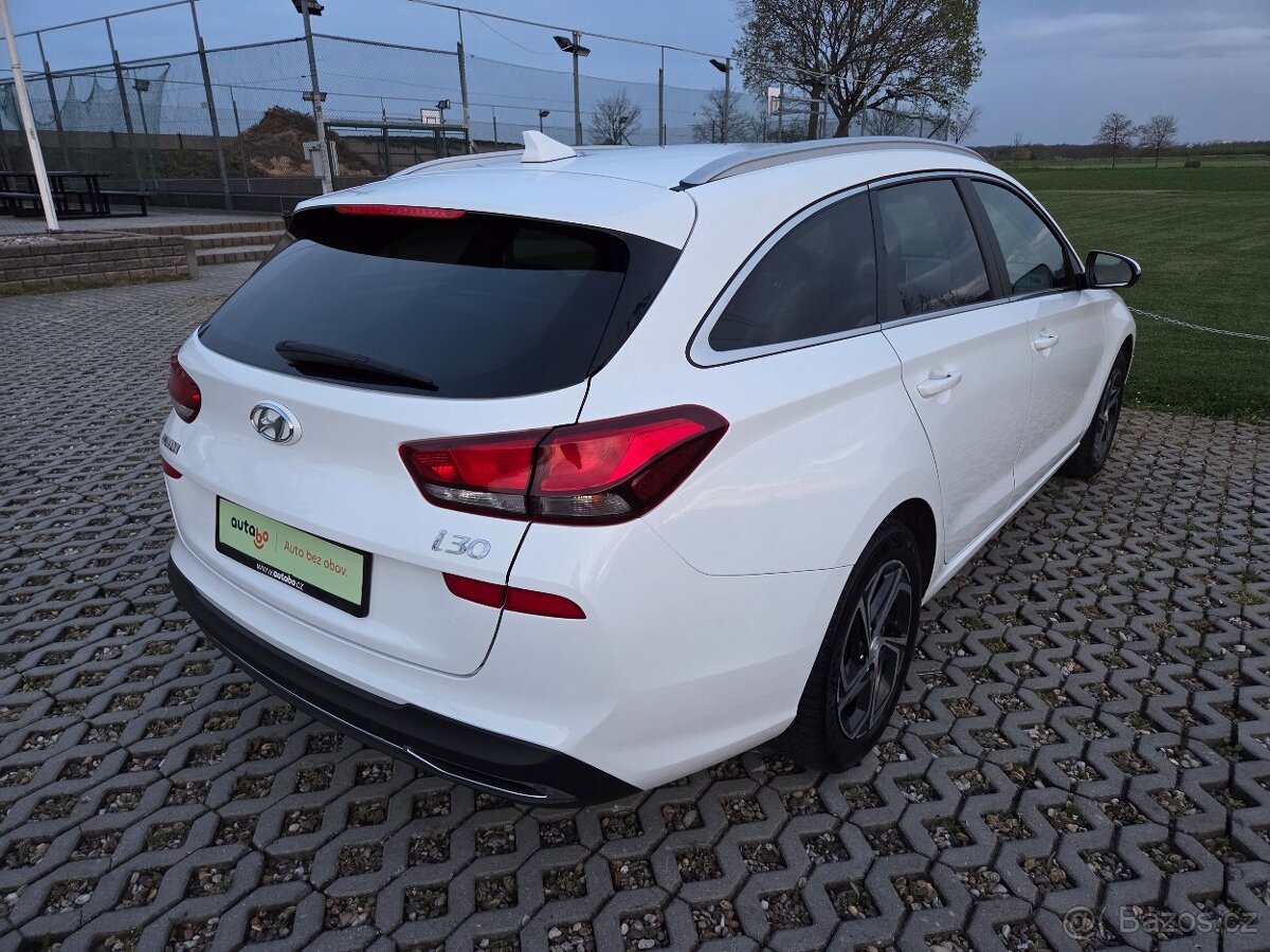 Hyundai i30 combi, 1.6 CRDi, 85 kW, Smart+, ČR, DPH - 6