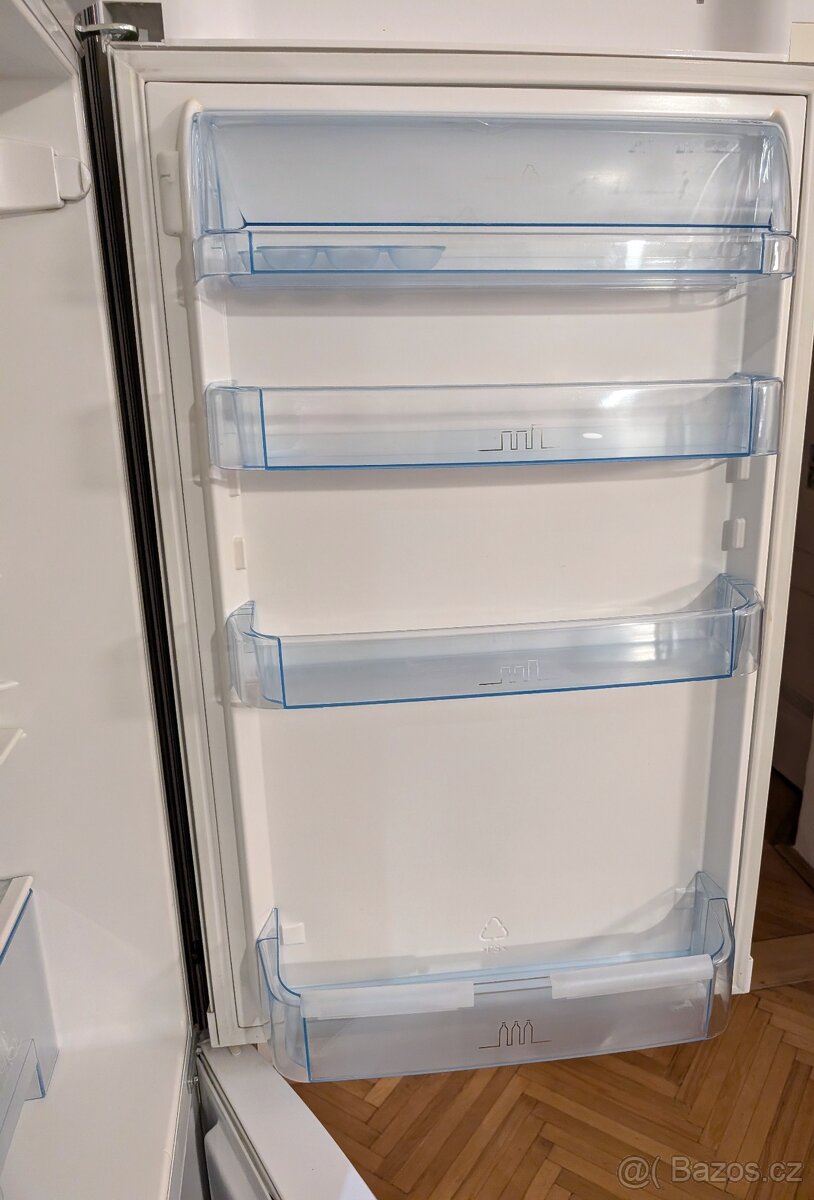 Lednice s mrazákem Electrolux výška 175cm, objem 336l - 6